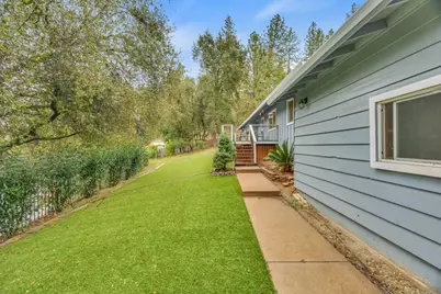 5255 Stanley Drive, Auburn, CA 95602 - Photo 6