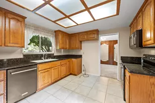 8057 Poulson St, Citrus Heights, CA 95610 - Photo 6