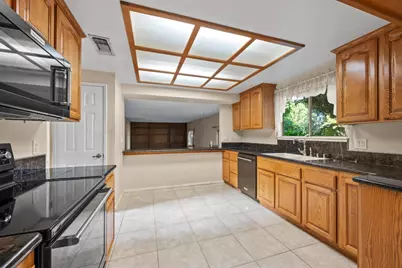 8057 Poulson Street, Citrus Heights, CA 95610 - Photo 4