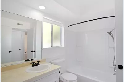 3701 Colonial Drive #156, Modesto, CA 95356 - Photo 10