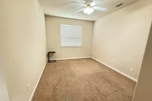 390 Munter St, Manteca, CA 95337 - Photo 10