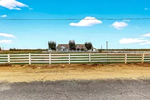 770 Merriam Rd, Hickman, CA 95323 - Photo 2