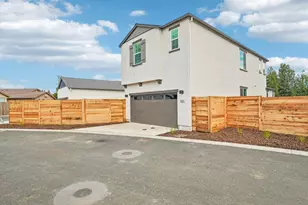 6509 Jacinto Ave, Sacramento, CA 95823 - Photo 32