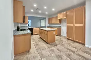 1817 Terracina Dr, Sacramento, CA 95834 - Photo 22