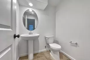 1817 Terracina Dr, Sacramento, CA 95834 - Photo 26