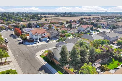 692 Blueberry Lane, Madera, CA 93638 - Photo 44