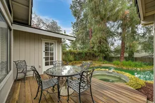 8650 Farley Way, Fair Oaks, CA 95628 - Photo 32