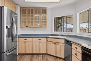 Capital Circle, Sacramento, CA 95828 - Photo 8