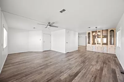 Capital Circle #203, Sacramento, CA 95828 - Photo 6