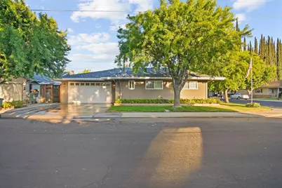 1605 Goldenwood Drive, Modesto, CA 95350 - Photo 30