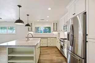 1605 Goldenwood Dr, Modesto, CA 95350 - Photo 16