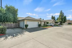 713 E Century Pl, Lodi, CA 95240 - Photo 1