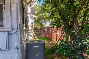 902 W 20th St, Merced, CA 95340 - Photo 36