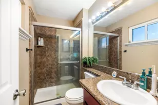 4737 Tacomic Dr, Sacramento, CA 95842 - Photo 26