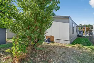 Village Circle, Sacramento, CA 95838 - Photo 22