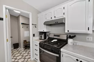 Village Circle, Sacramento, CA 95838 - Photo 12