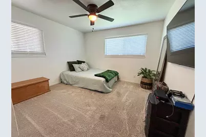 1237 De Cesari Avenue, Madera, CA 93637 - Photo 22