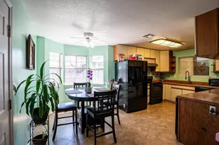 802 W Center St, Manteca, CA 95337 - Photo 18