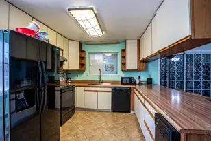802 W Center St, Manteca, CA 95337 - Photo 12