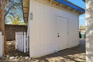 8900 Alderson Ave, Sacramento, CA 95826 - Photo 30