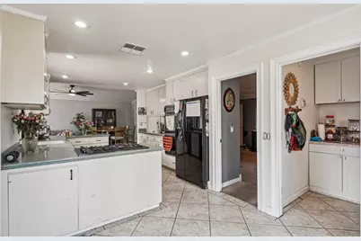 1602 Venetian Drive, Stockton, CA 95207 - Photo 16