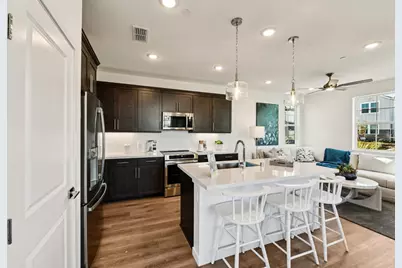 8647 Starburst Way, Sacramento, CA 95823 - Photo 8