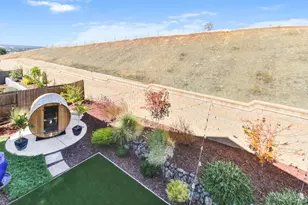 4686 Scenic Vista Dr, Folsom, CA 95630 - Photo 36