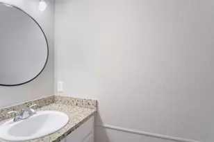 348 Wayside Dr, Turlock, CA 95380 - Photo 8