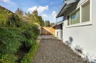 1532 Burnside Way, Stockton, CA 95207 - Photo 46