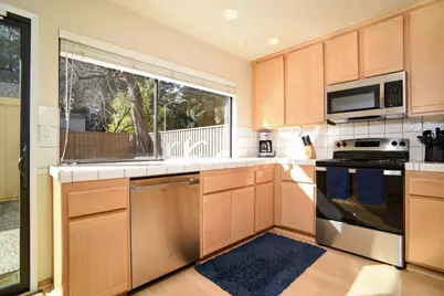 151 Hartnell Place, Sacramento, CA 95825 - Photo 2