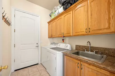 6581 Wisconsin Avenue, Arbuckle, CA 95912 - Photo 24