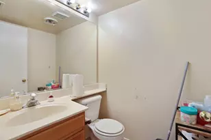 5310 Privet Ln, Elk Grove, CA 95758 - Photo 14
