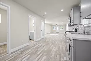 2052 E 4th St, Stockton, CA 95206 - Photo 32