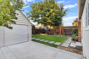 1831 9th Ave, Sacramento, CA 95818 - Photo 30