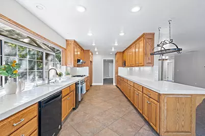 2903 Raintree Ct., Stockton, CA 95219 - Photo 12