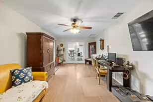 8202 Holly Dr, Citrus Heights, CA 95610 - Photo 8