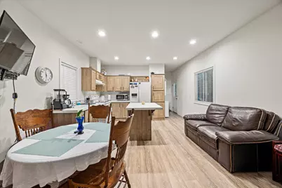 8202 Holly Drive, Citrus Heights, CA 95610 - Photo 26