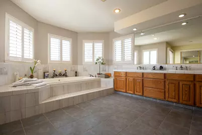 2705 Lake Front Court, Modesto, CA 95355 - Photo 32