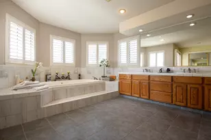 2705 Lake Front Ct, Modesto, CA 95355 - Photo 32