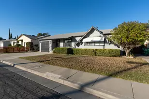 941 Granada Cir, Los Banos, CA 93635 - Photo 2