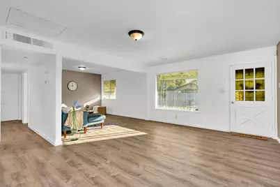 941 Granada Circle, Los Banos, CA 93635 - Photo 4