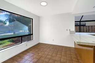 26 Marina Grande Ct, Sacramento, CA 95831 - Photo 14