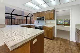 26 Marina Grande Ct, Sacramento, CA 95831 - Photo 16