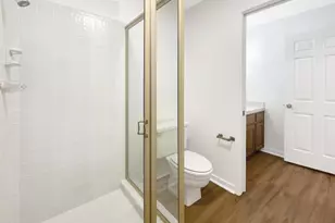 26 Marina Grande Ct, Sacramento, CA 95831 - Photo 34