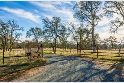 19101 Poppy Hill Lane, Plymouth, CA 95669 - Photo 2