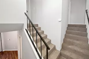 7542 Latour Ln, Citrus Heights, CA 95621 - Photo 12