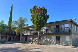 150 Gateway Ct, Stockton, CA 95207 - Photo 2