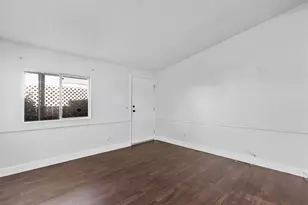 Cottonwood Ln, Sacramento, CA 95828 - Photo 8