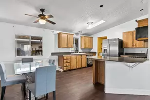 Cottonwood Ln, Sacramento, CA 95828 - Photo 10