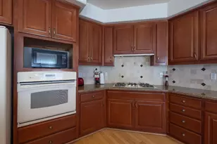 10050 Cameron Pines Way, Sacramento, CA 95829 - Photo 8